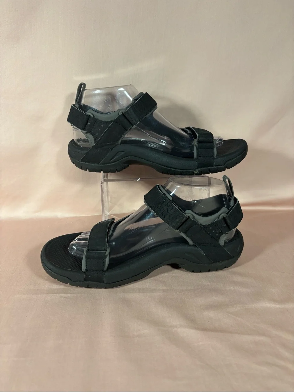Teva Men's Black/Gray Minam Hiking Sandals Size 7 (4289)